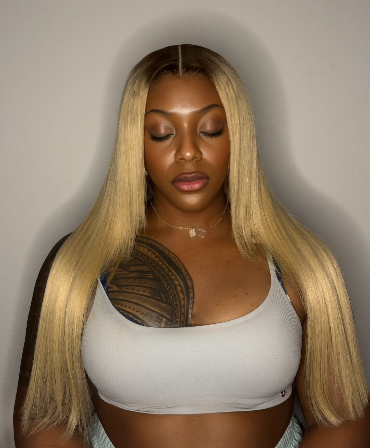 5x5 613 (Blonde) Cambodian Straight HD Lace Closure Wigs